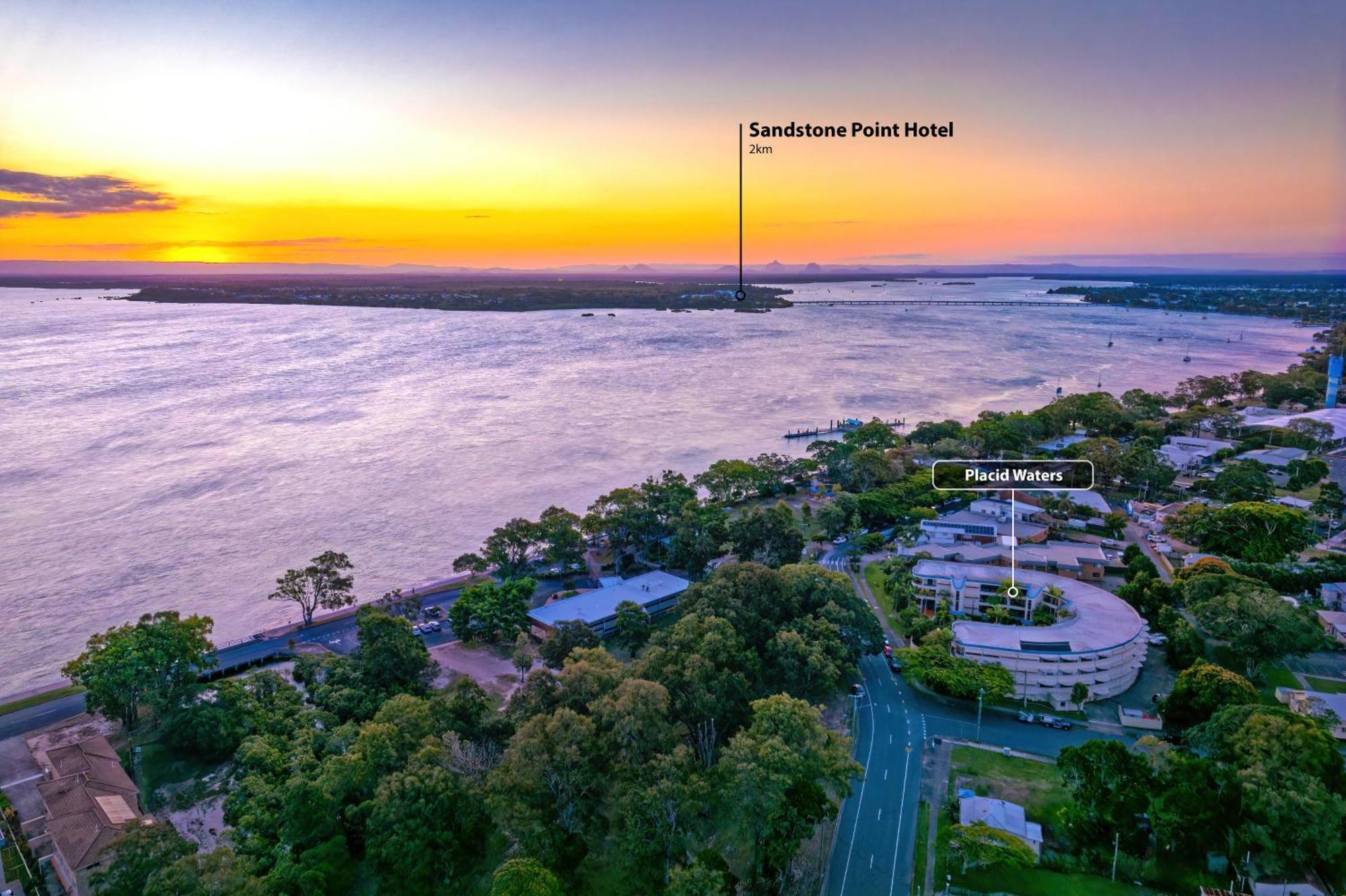 Placid Waters Holiday Apartments Bongaree ภายนอก รูปภาพ